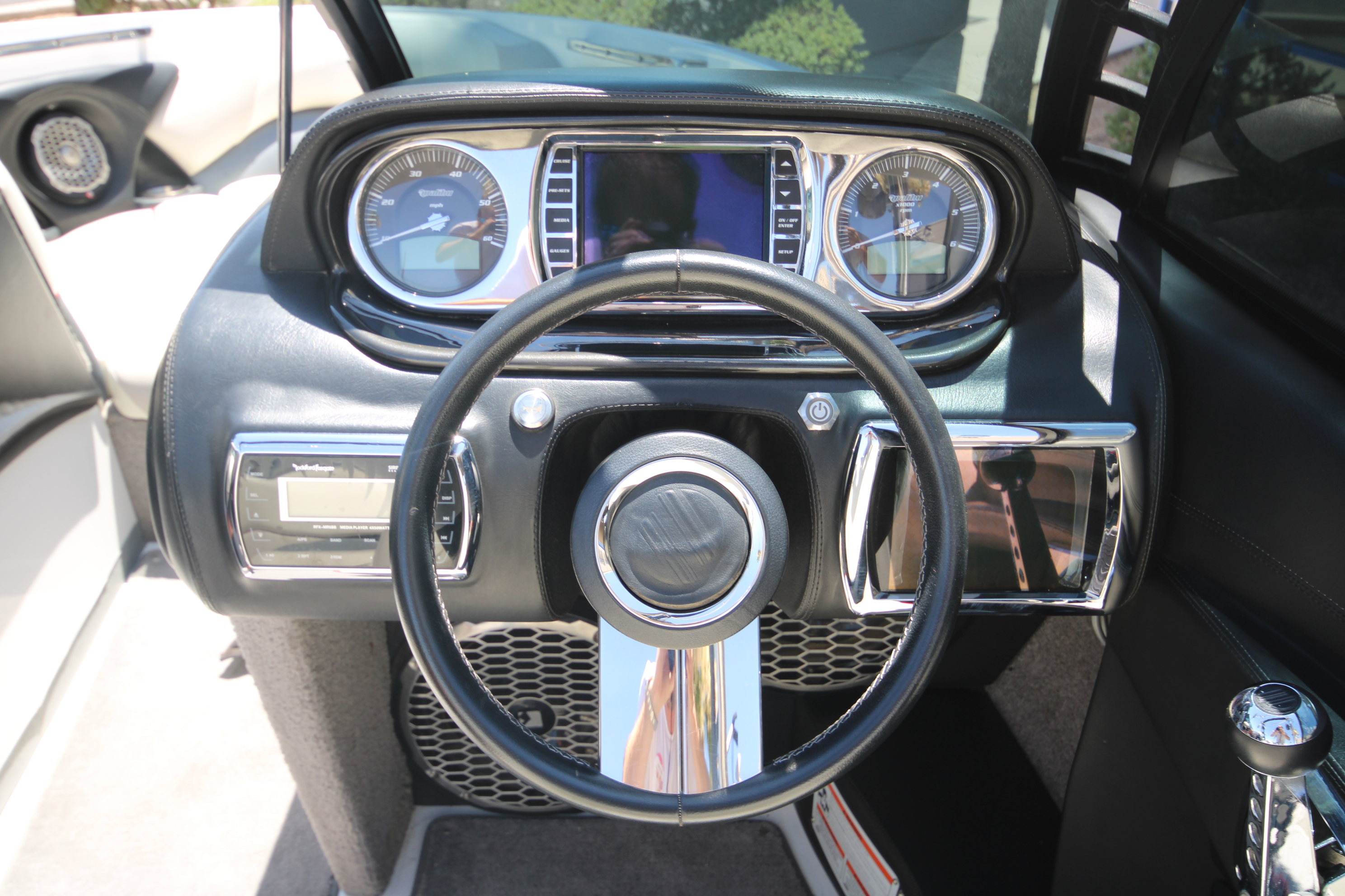 2012 Malibu 247 LSV with Surf System! Icon